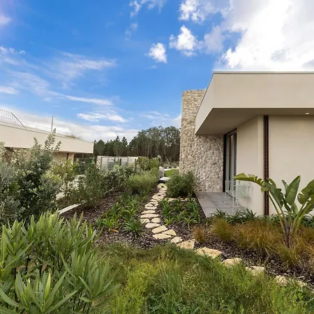 Lagoon 56 Deluxe 빌라 오비도스